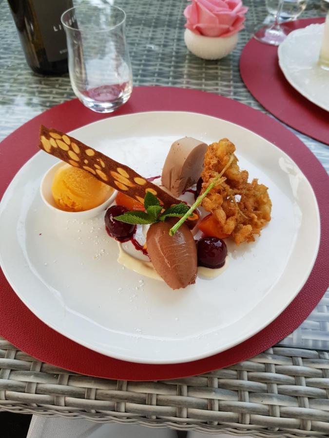 Fahrenzhausen Ampervilla Hotel מראה חיצוני תמונה